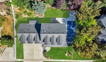 4433 S DEVONSHIRE Dr E, Bountiful, UT 84010