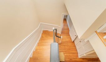 71 Manville Ave, Barnwell, SC 29812