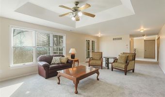 6 River Bluff Ct, Augusta, MO 63332