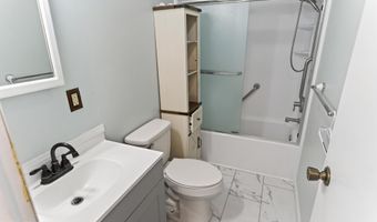 114 E HOLLY Dr, Lincoln, DE 19960