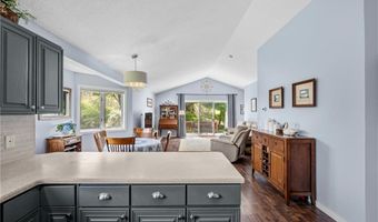 12 Heather Ln 12, Hopkinton, RI 02832