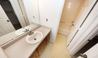 5804 WOODGATE Cir, Anniston, AL 36206