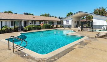 812 E Washington Ave A, Escondido, CA 92025