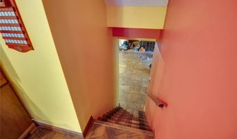 5328 Seminary Rd, Alton, IL 62002