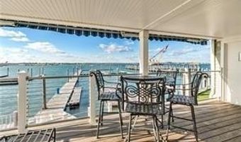 31 Coddinton Wharf 8, Newport, RI 02840