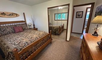 38 Fern Ct, Babbitt, MN 55706