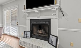 217 Collier Dr, Albertville, AL 35951