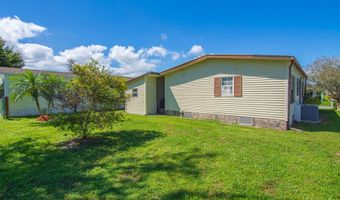 905 Dogwood Dr, Barefoot Bay, FL 32976
