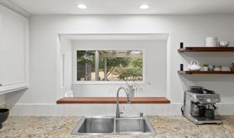 2220 Nob Hl, Carlsbad, CA 92008