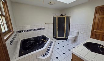 14 Brown Hill Rd, Bow, NH 03304