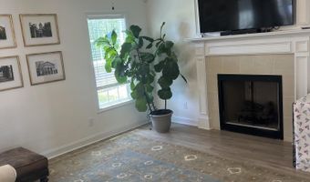 1615 Redbud Ct, Aberdeen, NC 28315