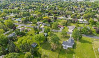 3540 W CAPITOL Dr, Appleton, WI 54914