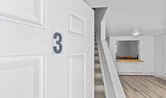 21 Hyde St 3, Burlington, VT 05401