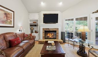 7 Brixham Ln, Bella Vista, AR 72714