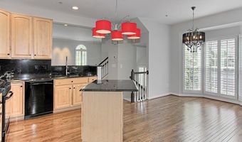 5120 GRIMM Dr, Alexandria, VA 22304