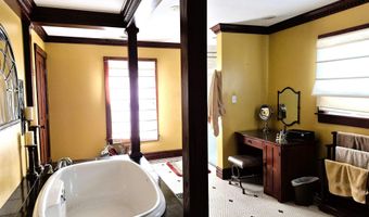 1215 Central Ave, Auburn, NE 68305