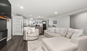 145 Bayview Blvd, Atlantic Beach, NC 28512