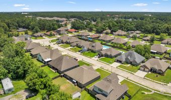709 Champagne Dr, Biloxi, MS 39532