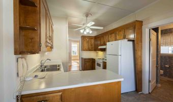 102 Wardlaw St, Abbeville, SC 29620