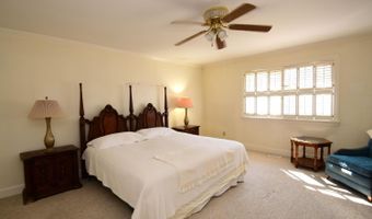 15 Ash Hill Ct, Batesville, IN 47006