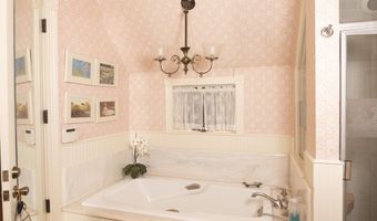 715 W Smuggler St, Aspen, CO 81611