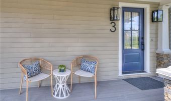 3 Tyler Point Rd, Barrington, RI 02806