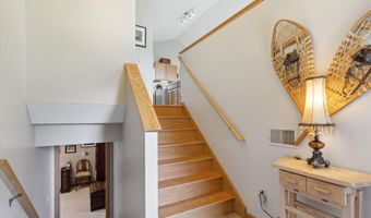 4170 Riverview Dr, Alma, MI 48801