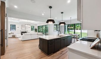 7805 CAYUGA Ave, Bethesda, MD 20817