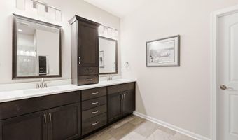2404 E Baldeagle Dr, Appleton, WI 54913
