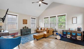 35 Sommer Lake Dr, Beaufort, SC 29902