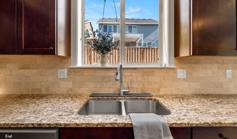 12555 SW MOORHEN Way, Beaverton, OR 97007