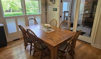 5 A114 N Apple Canyon Rd, Apple River, IL 61001