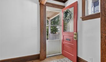405 Silver St, Akron, OH 44303