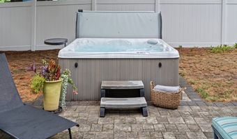 17 Sewell St, Ashland, MA 01721