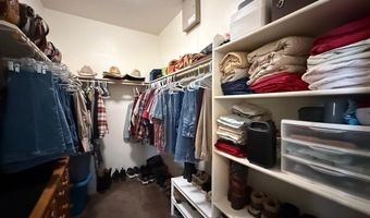 1684 S Tenen Pass Dr, Benson, AZ 85602