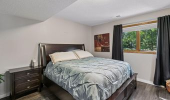12904 Essex Way, Apple Valley, MN 55124