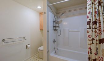 1005 MELTON St, Cheyenne, WY 82009