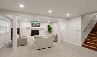 7324 AUBURN St, Annandale, VA 22003