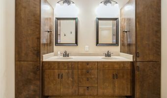 1705 Court St, Adel, IA 50003