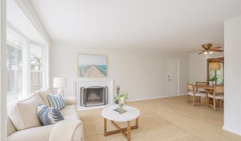 5004 EASTCHESTER Cir, Alexandria, VA 22310