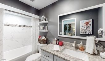 686-20 Fairington Ln, Aurora, OH 44202