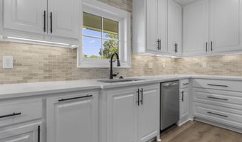 143 Miramar Ave, Biloxi, MS 39530