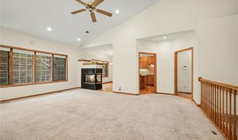 12999 Garvin Brook Ln, Apple Valley, MN 55124