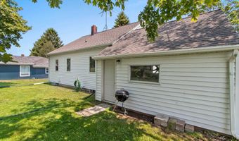 1317 DIVISION St, Algoma, WI 54201