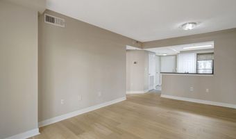 1050 N TAYLOR St 1-203, Arlington, VA 22201