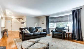 7301 MASONVILLE Ct, Annandale, VA 22003