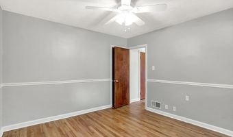 37 Maxwell Rd, Indianapolis, IN 46217