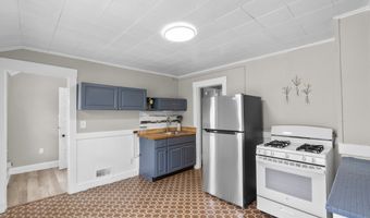 88 N Pond St, Bristol, CT 06010
