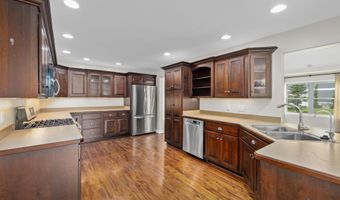 3330 Kellygreen Ct, Angola, IN 46703