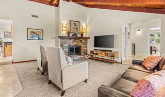 10118 Langley Ct, Escondido, CA 92026
